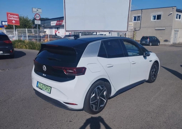 Volkswagen ID.3 cena 119000 przebieg: 34000, rok produkcji 2020 z Łomianki małe 497